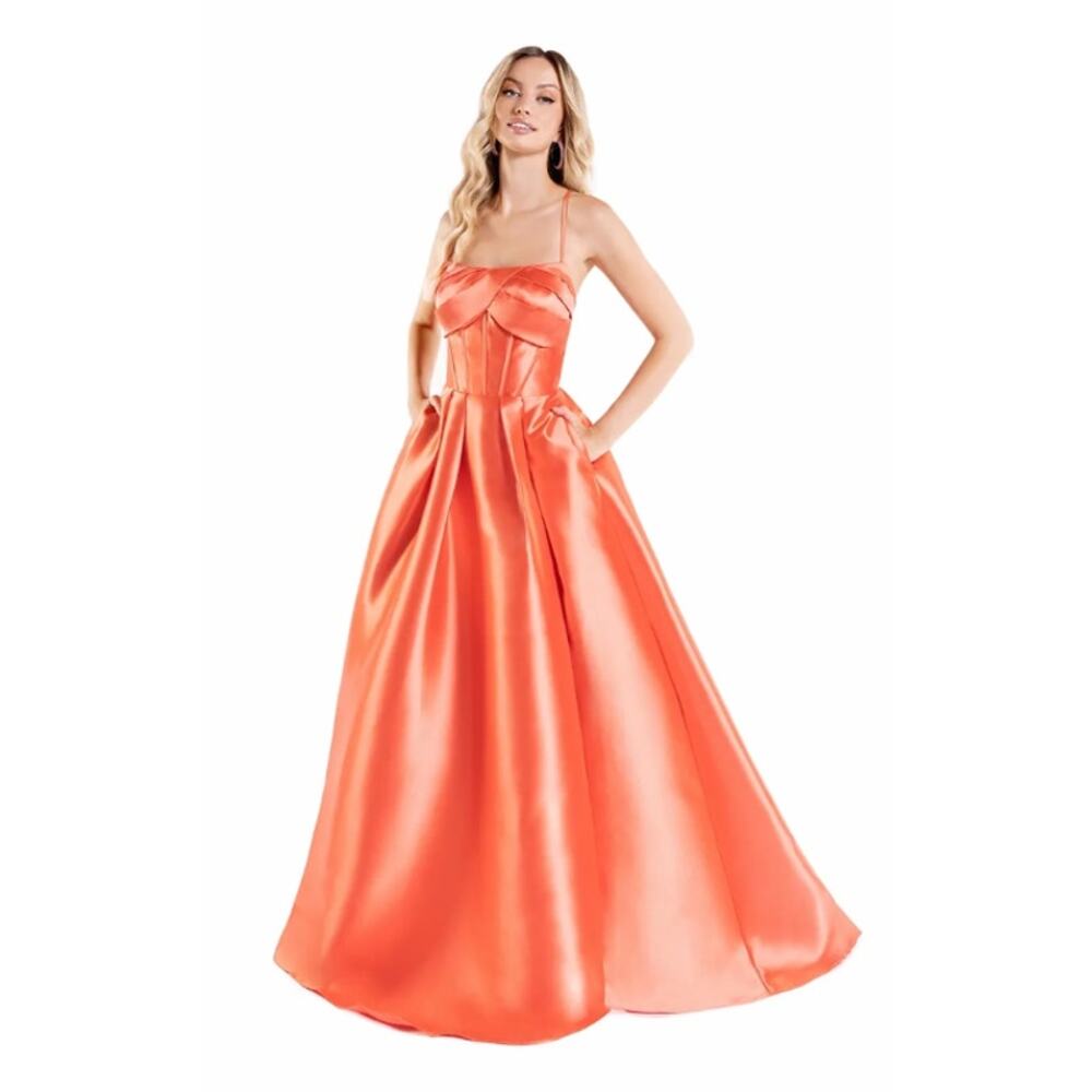 NWT Abby Paris 90185, Coral Corset lace up Ballgown, 8, 298$